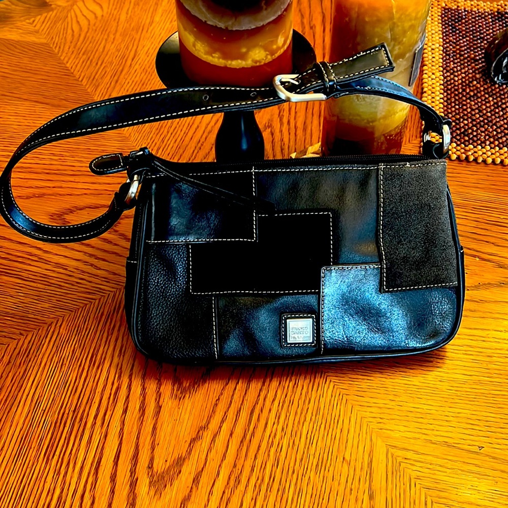 Vintage - Franco Sarto leather and suede stylish purse.